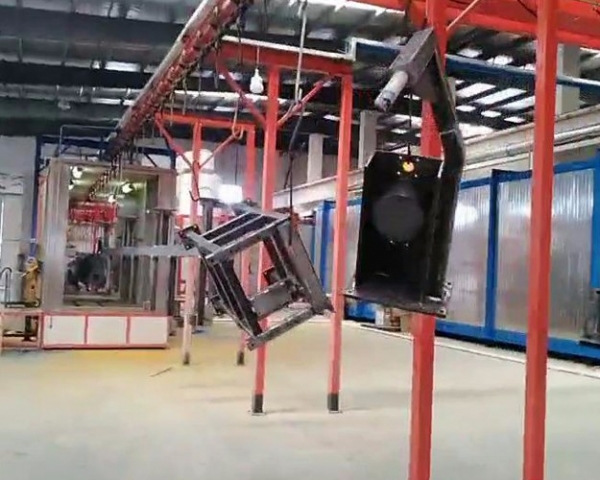 常州上料進(jìn)入自動手動噴漆視頻展示